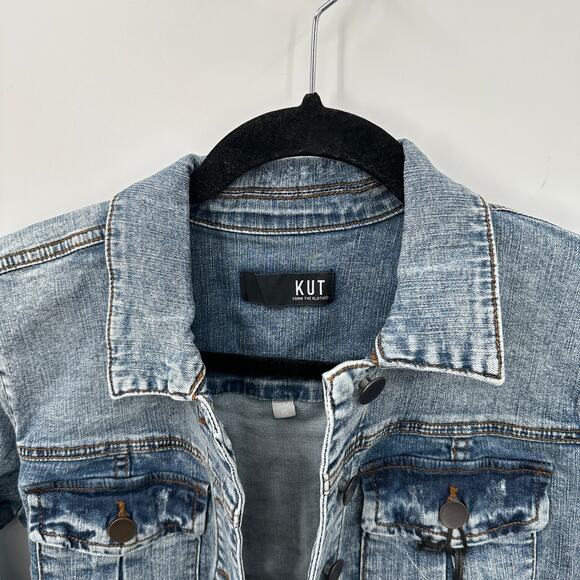 KUT FROM THE KLOTH NWT Kara Denim Jean Jacket in Medium Standard Wash// XS - Picture 5 of 13